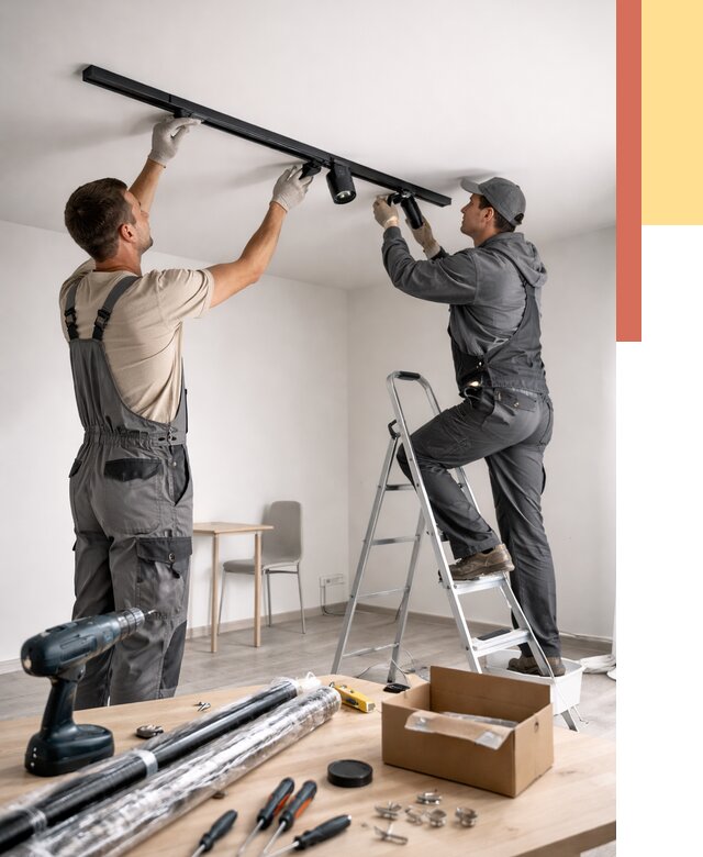 Установка трековых светильников в натяжной потолок в Дзержинске от 4270 руб. | ОТДЕЛОЧНИК-Дзр